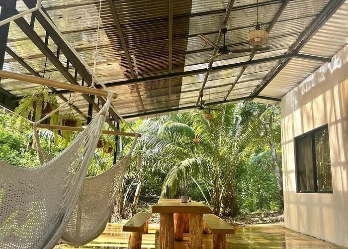 Сasa de vacaciones Peaceful House In Nature 5 Min Drive From